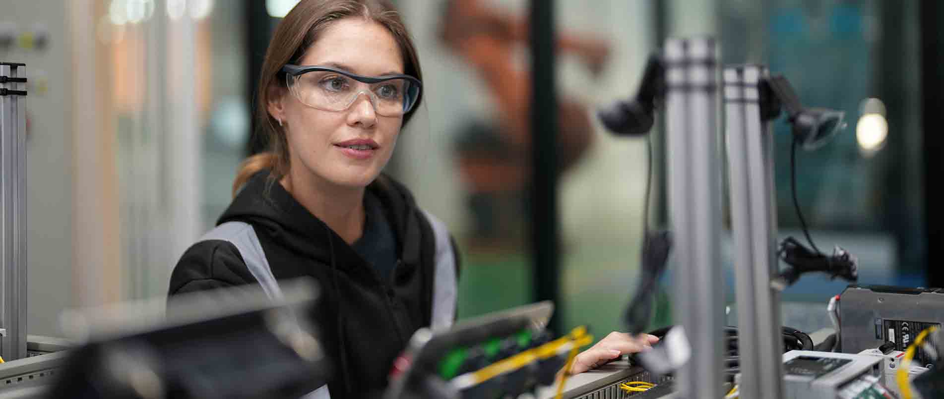 betf88通信精彩亮相IOTE 2024：探究技术融合，展望智慧未来